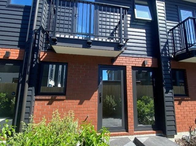 Apartment for rent in Heathcote, Canterbury