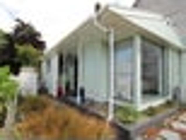 Apartment for rent in Otakou