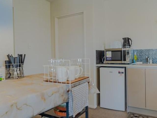 Apartment for rent in Donegal Park, Howick