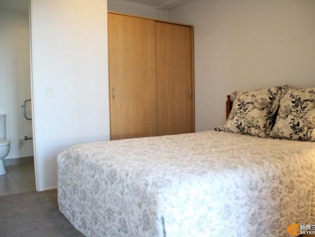 Apartment for rent in Newton, Auckland