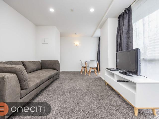 Apartment for rent in Te Tōangaroa, Auckland