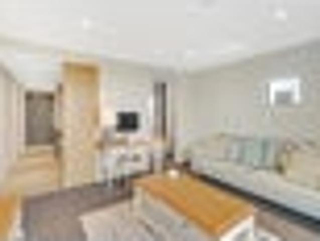 Apartment for rent in Heathcote, Canterbury
