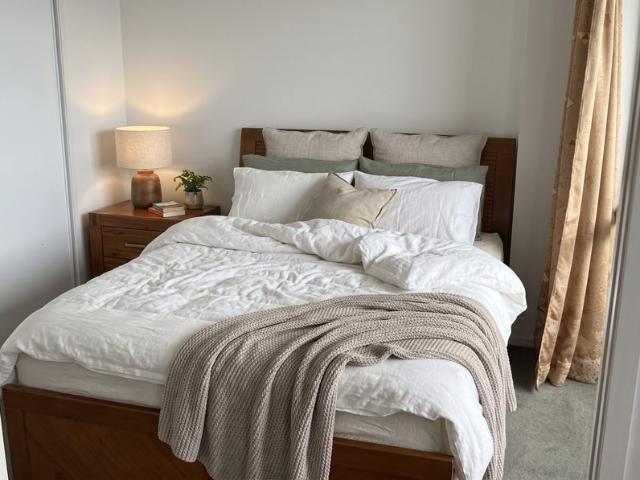 Apartment for rent in Te Tōangaroa, Auckland