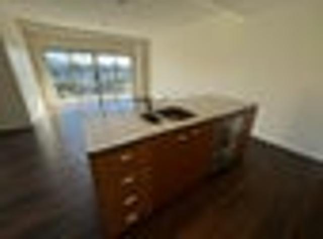 Apartment for rent in Mechanics Bay, Auckland