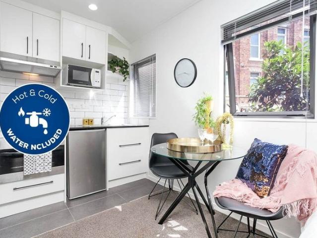 Apartment for rent in Newton, Auckland