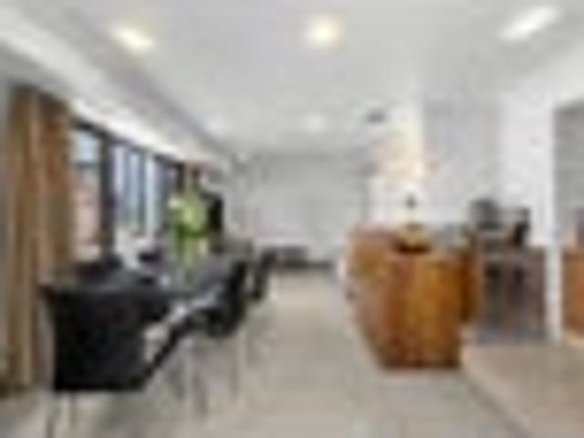 Apartment for rent in City Centre, Auckland