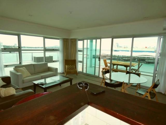Apartment for rent in Princes Wharf, Auckland