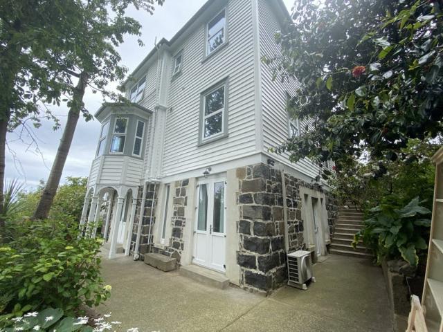 Apartment for rent in Otakou