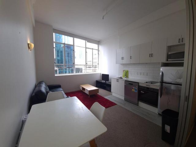 Apartment for rent in Newton, Auckland