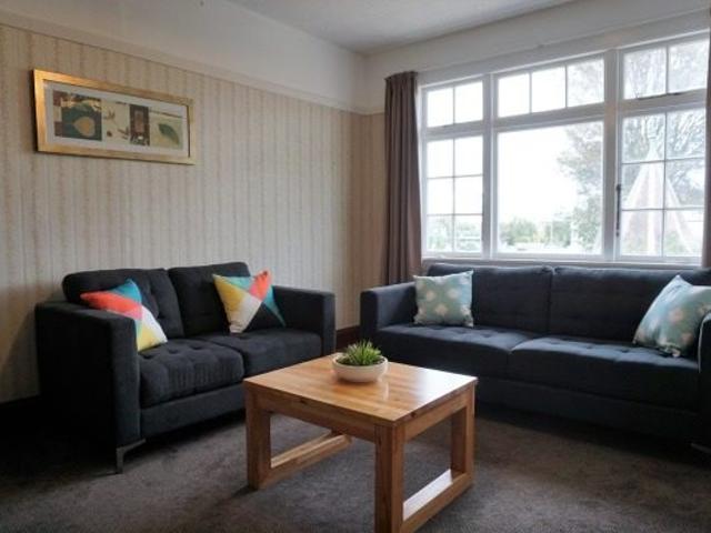 Apartment for rent in Heathcote, Canterbury