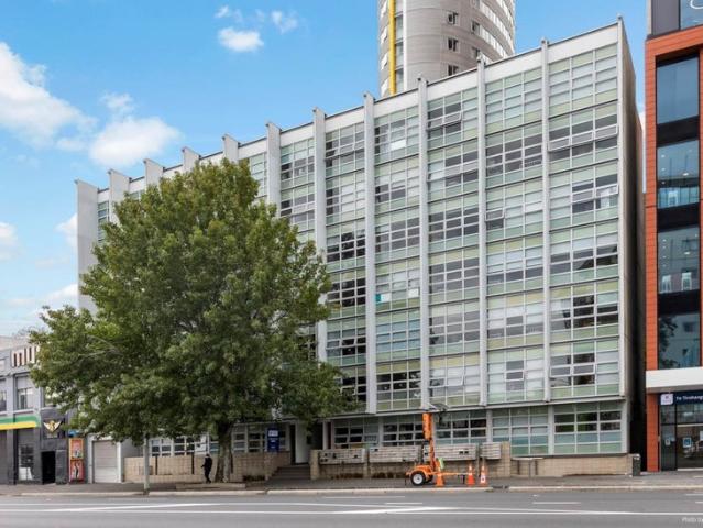 Apartment for rent in Te Tōangaroa, Auckland