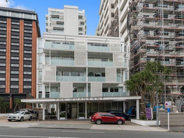Apartment for rent in Te Tōangaroa, Auckland