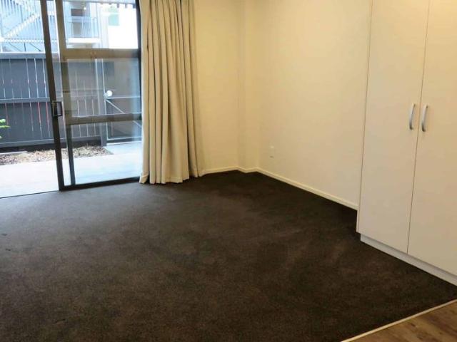 Apartment for rent in Heathcote, Canterbury