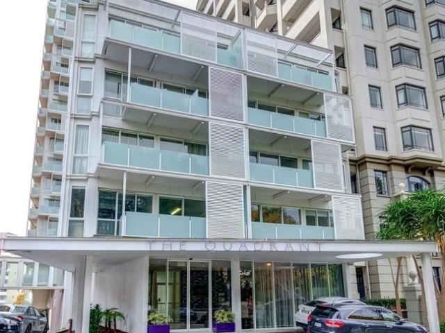 Apartment for rent in Te Tōangaroa, Auckland