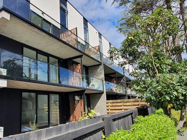 Apartment for rent in Little Akaloa, Canterbury