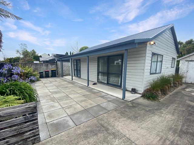 House for rent in Christchurch Central, Linwood-Central-Heathcote Community