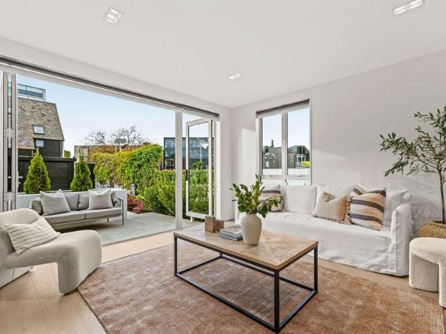 House for rent in Heathcote, Canterbury