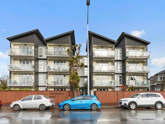 Apartment for rent in Christchurch Central, Linwood-Central-Heathcote Community