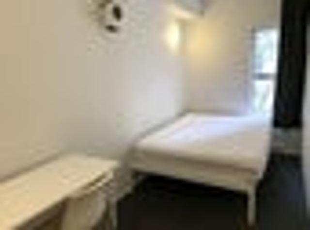 Apartment for rent in Newton, Auckland