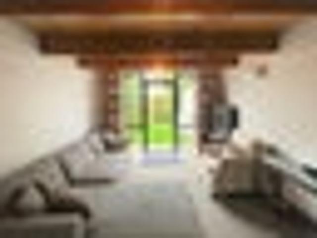 Townhouse for rent in Heathcote, Canterbury