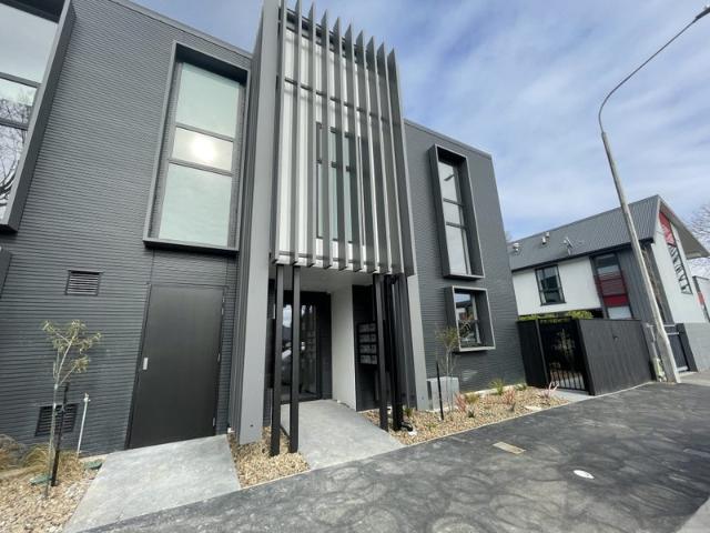 Apartment for rent in Heathcote, Canterbury