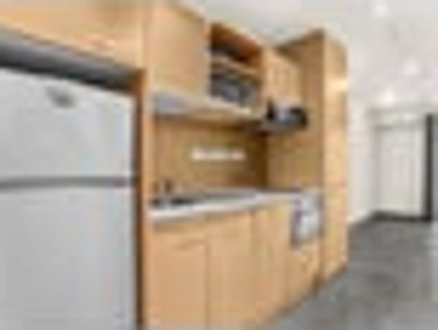 Apartment for rent in Newton, Auckland