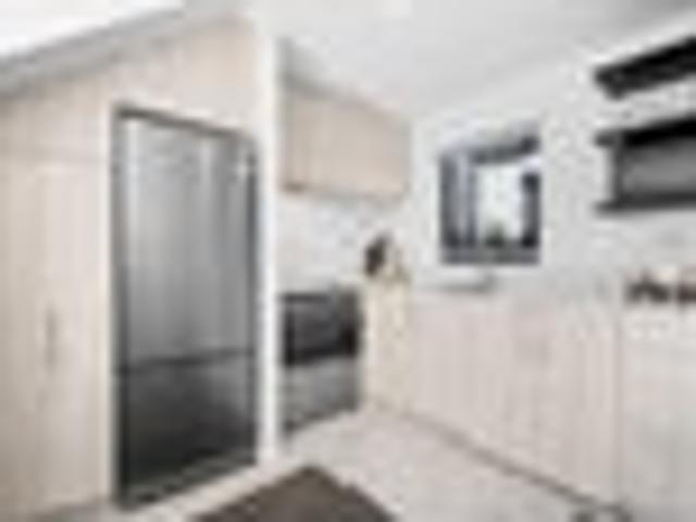 Apartment for rent in Heathcote, Canterbury