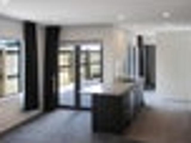 Townhouse for rent in Heathcote, Canterbury