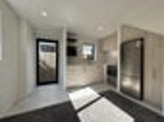 Townhouse for rent in Heathcote, Canterbury