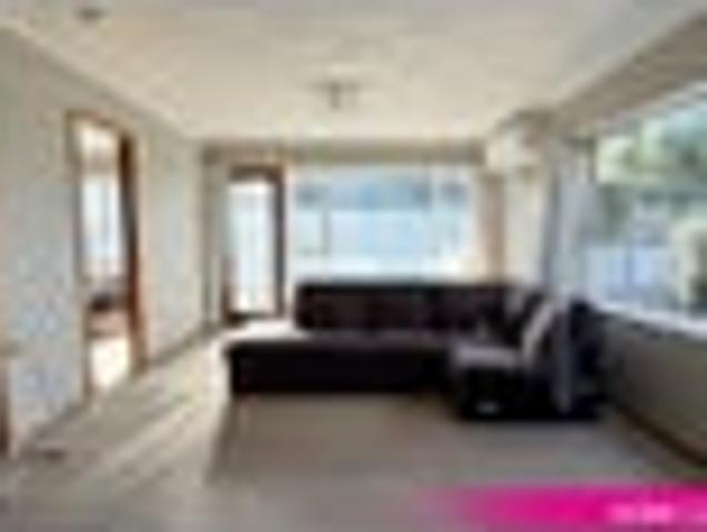 House for rent in Otakou