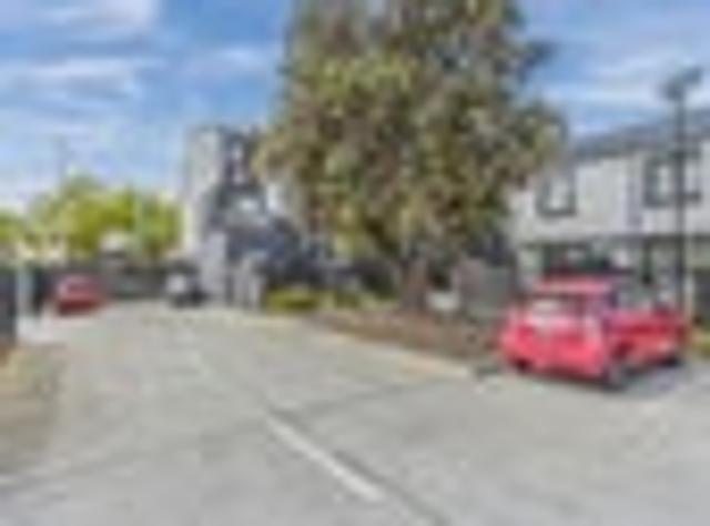 Townhouse for rent in Christchurch Central, Linwood-Central-Heathcote Community