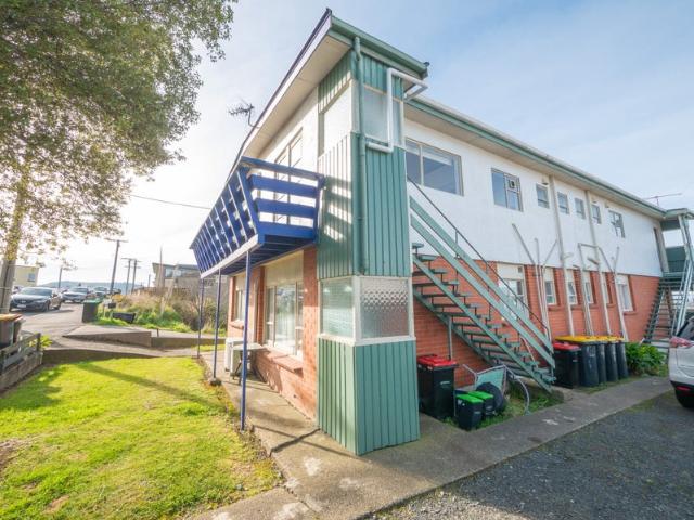 House for rent in Otakou