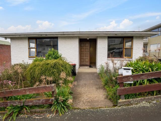 House for rent in Otakou