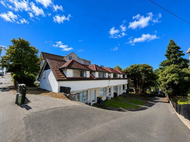 House for rent in Otakou