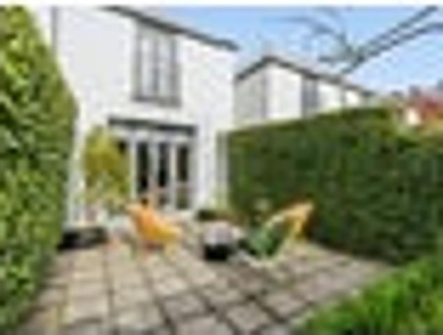 Townhouse for rent in Heathcote, Canterbury