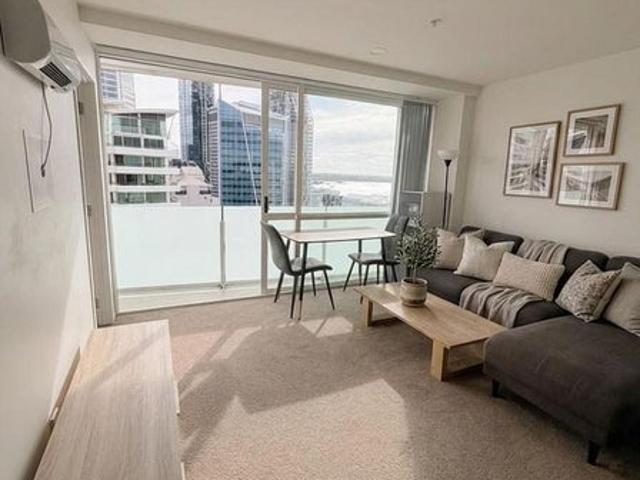 Apartment for rent in Te Tōangaroa, Auckland