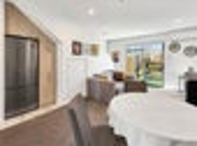 Townhouse for rent in Heathcote, Canterbury