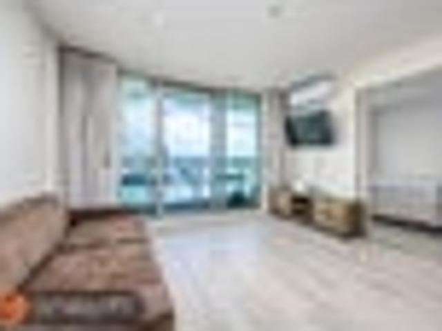 Apartment for rent in Te Tōangaroa, Auckland
