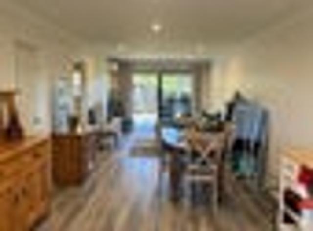 Townhouse for rent in Whangaparaoa