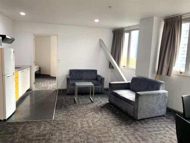 Apartment for rent in Te Tōangaroa, Auckland