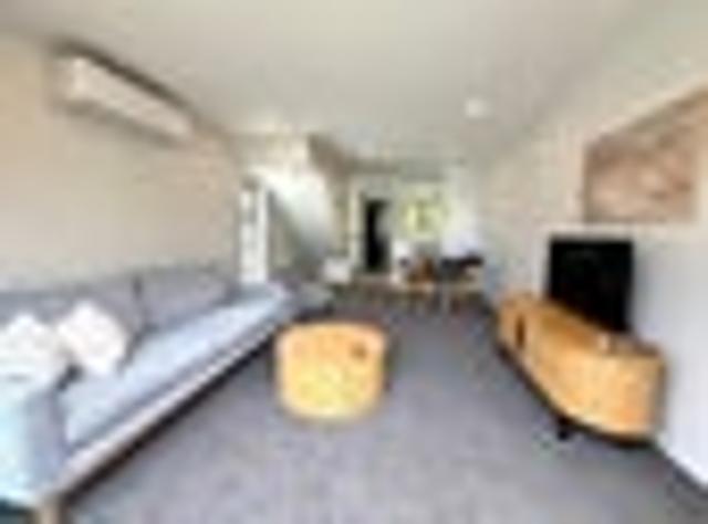 Apartment for rent in Heathcote, Canterbury