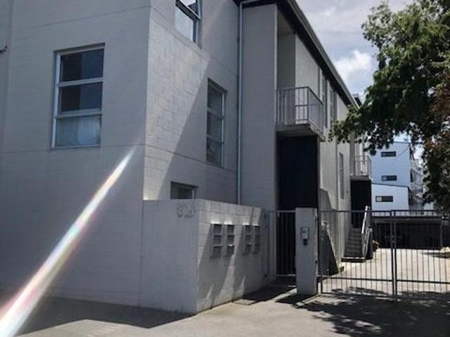 Apartment for rent in Heathcote, Canterbury