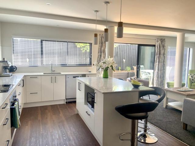 Apartment for rent in Heathcote, Canterbury
