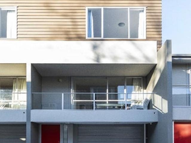 Apartment for rent in Little Akaloa, Canterbury