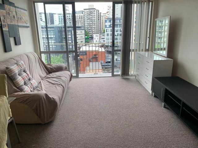 Apartment for rent in Newton, Auckland