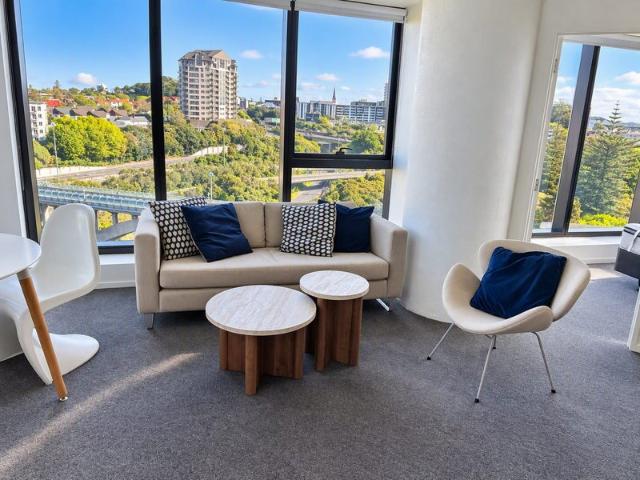 Apartment for rent in Newton, Auckland