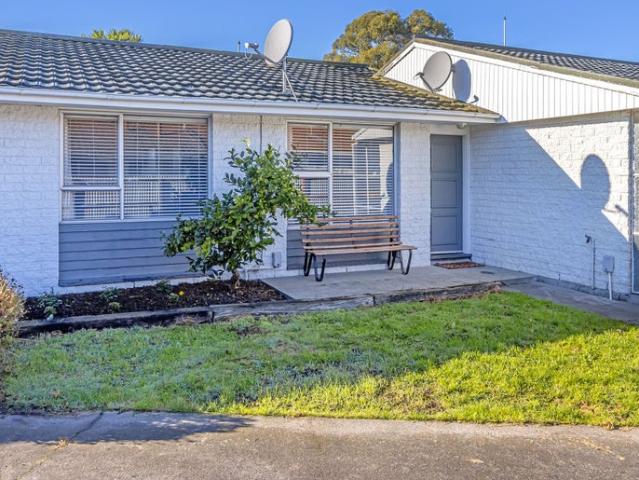 Apartment for rent in Heathcote, Canterbury