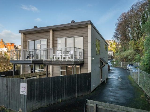 House for rent in Otakou