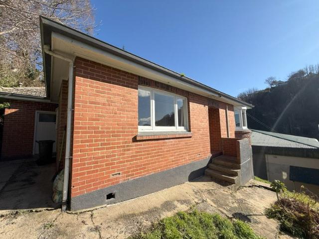 House for rent in Otakou