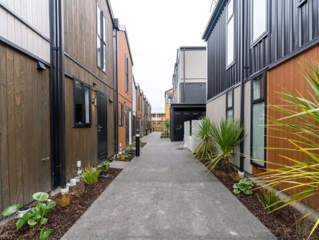 House for rent in Christchurch Central, Linwood-Central-Heathcote Community